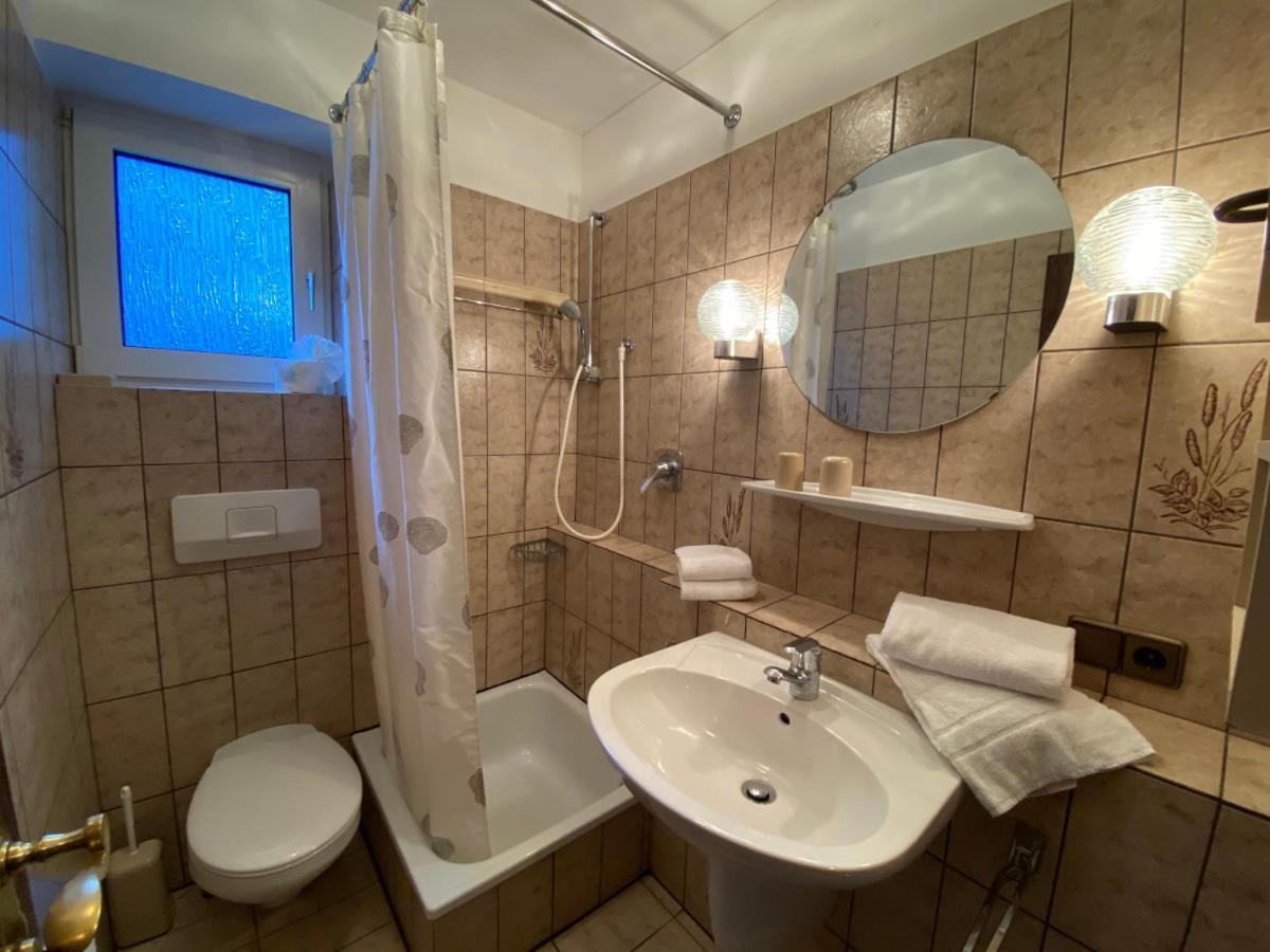 Haus Dwarsloeper, Ferienwohnung 2 Куксхафен Экстерьер фото